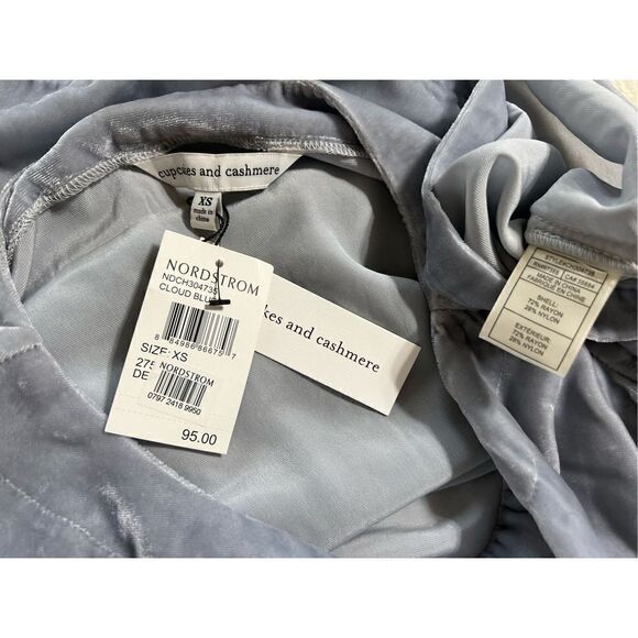 Cupcakes & Cashmere NWT Short Sleeve Crush Velvet Box Shirt Size XS - Picture 4 of 4